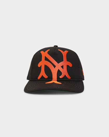 New Era New York Giants 'Oversized Team Logo' Old Golfer Snapback Black/Orange