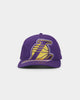 New Era Los Angeles Lakers 'Oversized Team Logo' Old Golfer Snapback Purple/Yellow