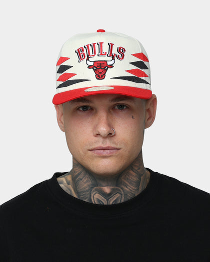 New Era Chicago Bulls "Off-White Diamond" Old Golfer Snapback Red/Black