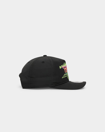 New Era Brooklyn Nets 'Retro Arcade' Prolight Old Golfer Snapback Black