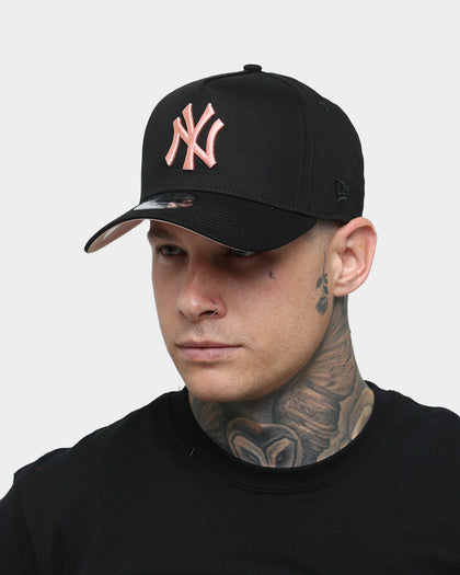 New Era New York Yankees "Peach" 9FORTY A-Frame Snapback Black/Peach