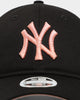 New Era Women's New York Yankees "Peach" 9TWENTY Strapback Black/Peach