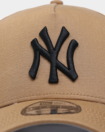 ew Era New York Yankees World Series Wheat 9FORTY A-Frame Snapback Medium Beige