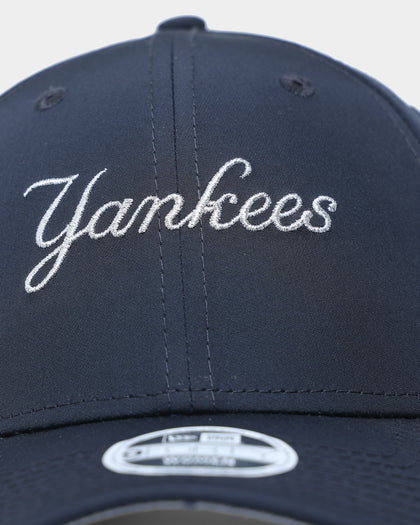 New Era Women's New York Yankees 9FORTY Strapback Navy