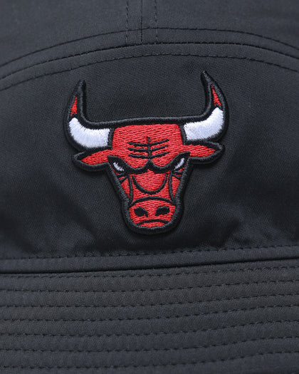 New Era Chicago Bulls Sport Bucket Hat Black