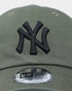 New Era New York Yankees Casual Classic Strapback Washed Olive