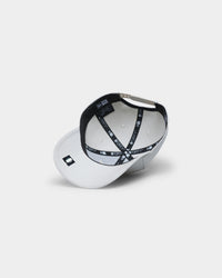 New Era Los Angeles Lakers 9FORTY Snapback Stone