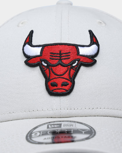 New Era Chicago Bulls 9FORTY Snapback Stone