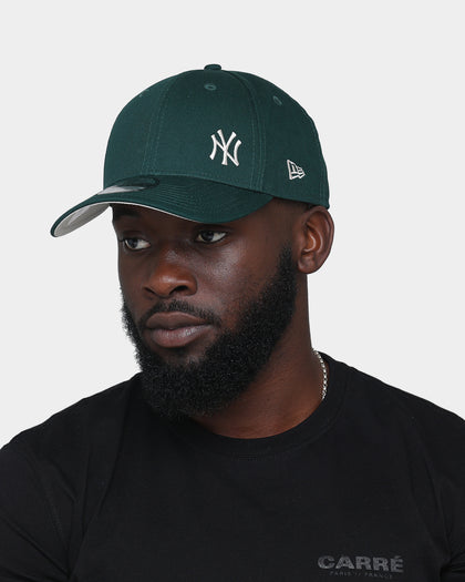 New Era New York Yankees 9FORTY Casual Classic Strapback Dark Green