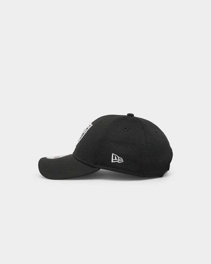 New Era Las Vegas Raiders 'Black Grey Mesh' 9FORTY Cloth Strapback Black