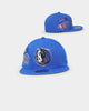 New Era Dallas Mavericks NBA Back-Half '21-'22 59FIFTY Fitted Medium Blue