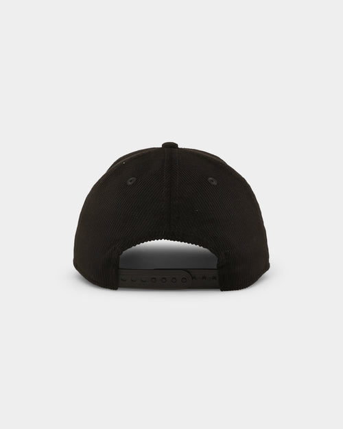 New Era Las Vegas Raiders 'Corduroy Script' Golfer Snapback Original Team Colours