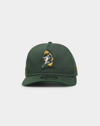 New Era Green Bay Packers Throwback Logo Old Golfer Snapback OTC/Kelly Green