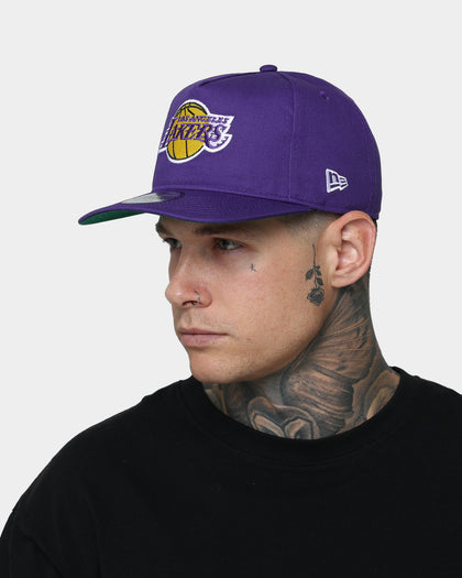 New Era Los Angeles Lakers Old Golfer Snapback Otc/Kelly Green