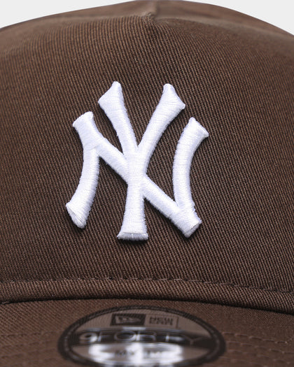 New Era Infant My 1st New York Yankees 'Walnut Brown' 9FORTY  A-Frame Stretch Fit Walnut/White