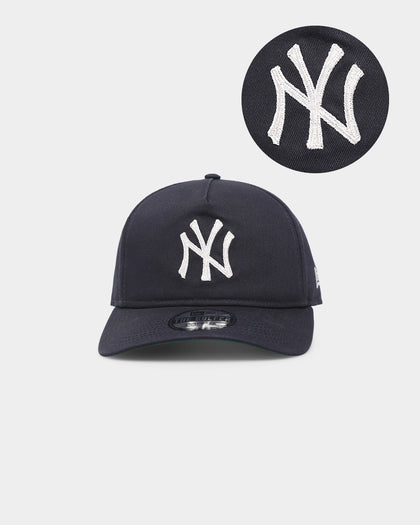New Era New York Yankees 'Chainstitch Team Logo' Old Golfer Snapback Original Team Colours