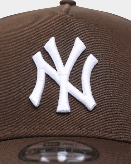 New Era New York Yankees 'Walnut Brown' 9FORTY A-Frame Snapback Walnut/White