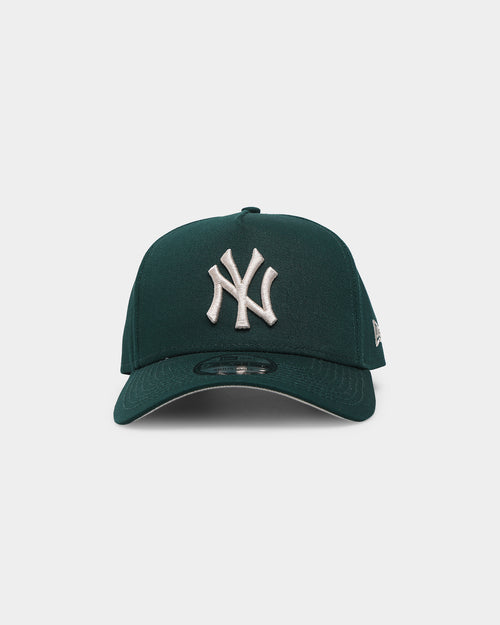 New Era New York Yankees 'Evergreen' 9FORTY A-Frame Snapback Forest Green