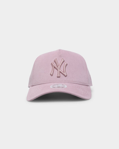 New Era Women's New York Yankees 'Barely Pink' 9FORTY A-Frame Snapback Pink