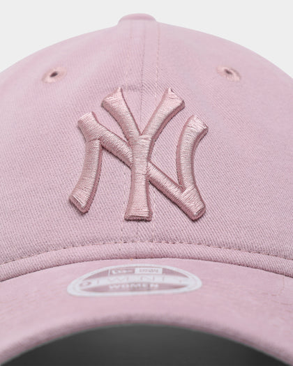 New Era Women's New York Yankees 'Barely Pink' 9TWENTY Strapback Pink