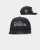 New Era Las Vegas Raiders 'Black Team Script' Prolight Old Golfer Snapback Black