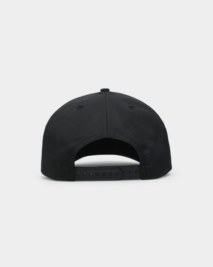 New Era Brooklyn Nets 'Black Team Script' Prolight Old Golfer Snapback Black