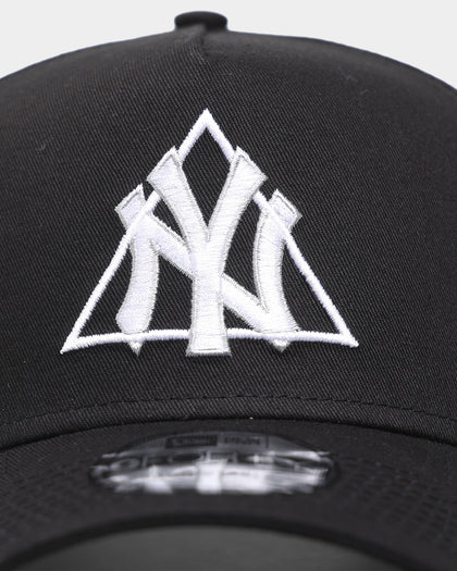 New Era New York Yankees 'Alchemy' 9FORTY A-Frame Snapback Black/White