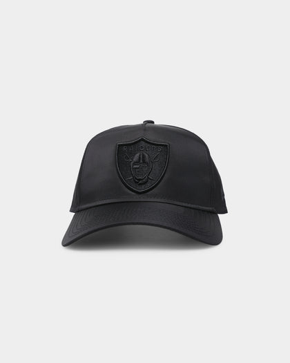New Era Las Vegas Raiders 'Stealth Black' Performance Waterproof 9FORTY A-Frame Snapback Black