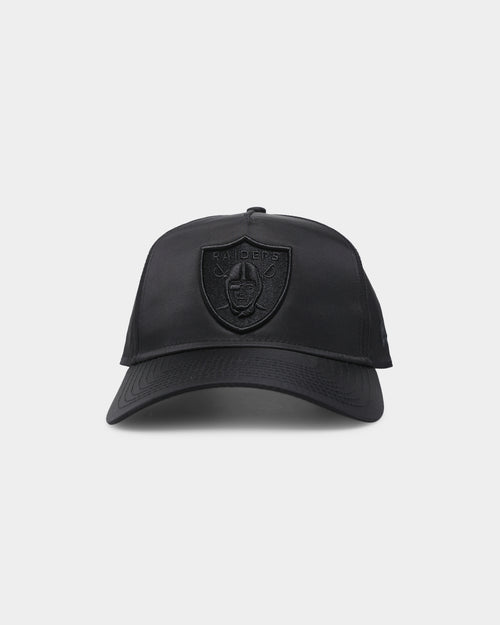 New Era Las Vegas Raiders 'Stealth Black' Performance Waterproof 9FORTY A-Frame Snapback Black