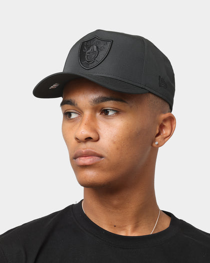New Era Las Vegas Raiders 'Stealth Black' Performance Prolight 9FORTY A-Frame Snapback Black