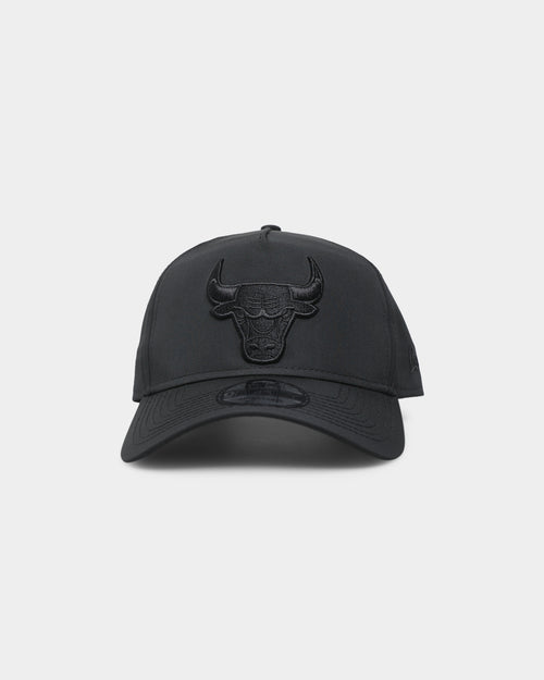 New Era Chicago Bulls 'Stealth Black' Performance Prolight 9FORTY A-Frame Snapback Black