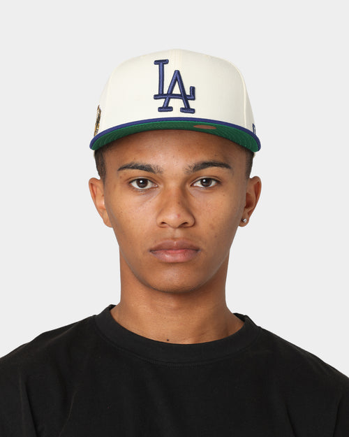 New Era Los Angeles Dodgers 1963 'Off White 2-Tone World Series Patch' 59FIFTY Fitted Chrome White/OTC