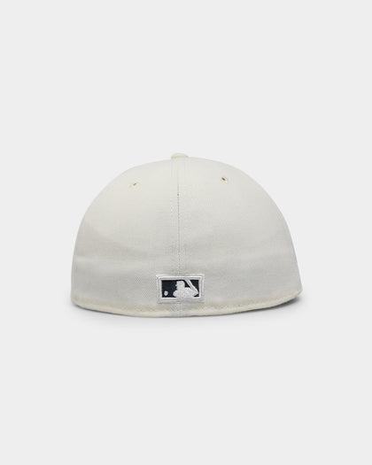 New Era New York Yankees 1999 'Off White 2-Tone World Series Patch' 59FIFTY Fitted Chrome White/OTC