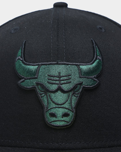 New Era Chicago Bulls 'Black Pine Green' 59FIFTY Fitted Black/Dark Green