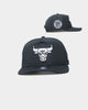 New Era Chicago Bulls 'Black & White' Prolight Old Golfer Snapback Black/White