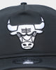 New Era Chicago Bulls 'Black & White' Prolight Old Golfer Snapback Black/White