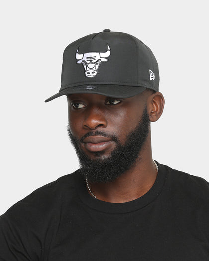 New Era Chicago Bulls 'Black & White' Prolight Old Golfer Snapback Black/White