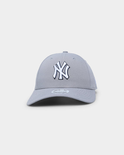 New Era Women's New York Yankees 'Grey Pop' 9FORTY Casual Strapback Grey/Navy