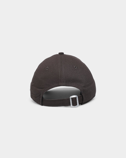 New Era Women's New York Yankees 9FORTY Casual Strapback Walnut/Caramel Mocha