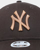 New Era Women's New York Yankees 9FORTY Casual Strapback Walnut/Caramel Mocha