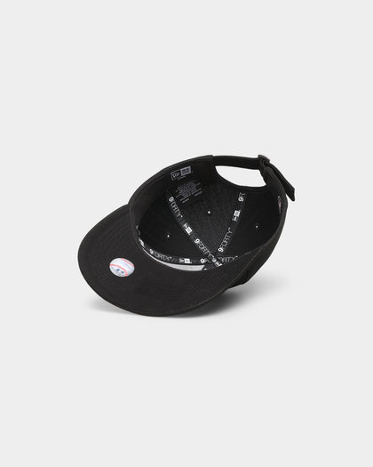 New Era Women's New York Yankees 'Hexagon Script' 9FORTY Strapback Black/Gold