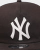 New Era New York Yankees Old Golfer Snapback Walnut