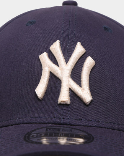 New Era New York Yankees Peached Twill 39THIRTY Stretch Fit Light Navy