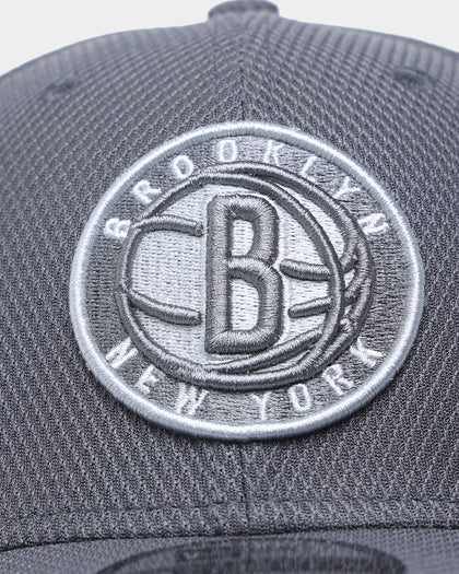 New Era Brooklyn Nets 'Graphite Grey' 39THIRTY Stretch Fit Black/Grey