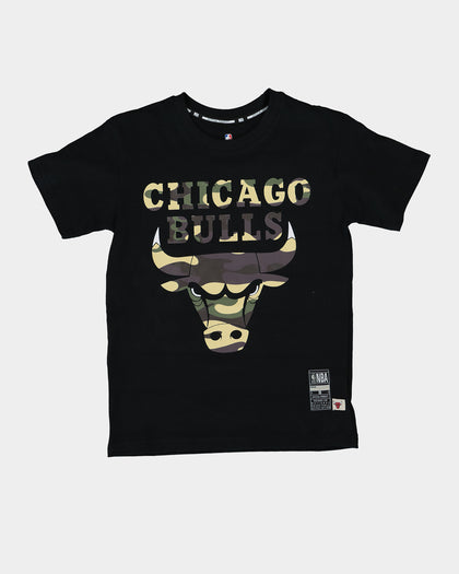 NBA Kids' Chicago Bulls Camo Team Logo T-Shirt Black