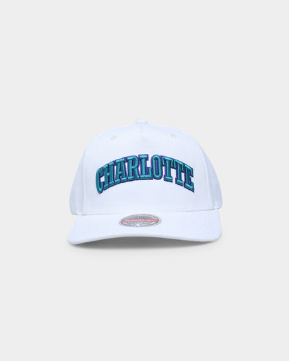 Mitchell & Ness Charlotte Hornets 'Vintage White' Classic Red Snapback White