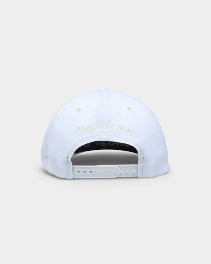 Mitchell & Ness Charlotte Hornets 'Vintage White' Classic Red Snapback White