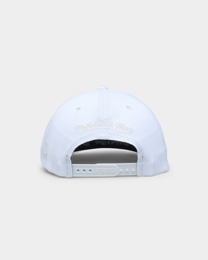 Mitchell & Ness Los Angeles Lakers 'Vintage White' Classic Red Snapback White