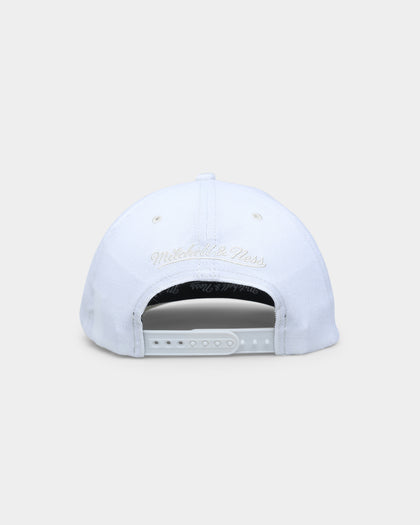 Mitchell & Ness New York Giants 'Vintage White' Classic Red Snapback White