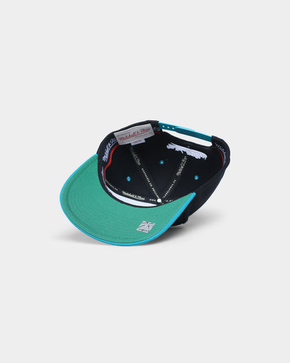 Mitchell & Ness Charlotte Hornets 'Flashback' Classic Red Snapback Black